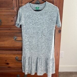 Dip Girl’s gray dress size large (12-14) EUC